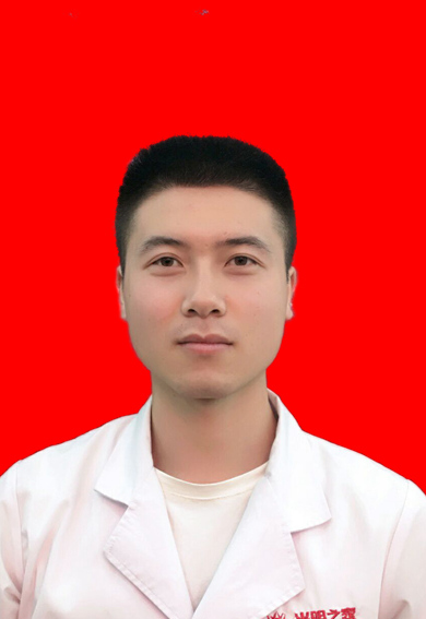 *驗(yàn)光師 趙騰飛